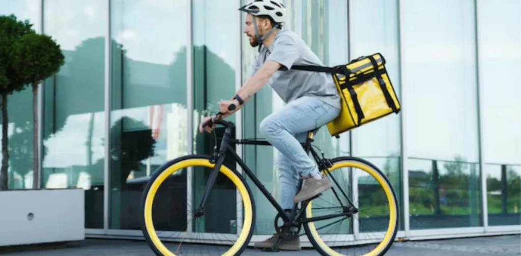 Transport Business Ideas in India - Bike Delivery Service